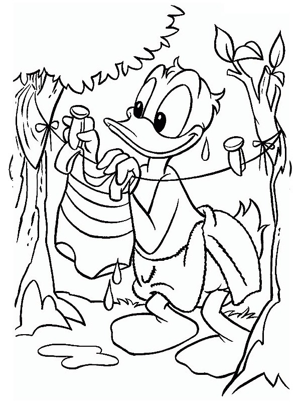 Donald Duck hanging the laundry Coloring page